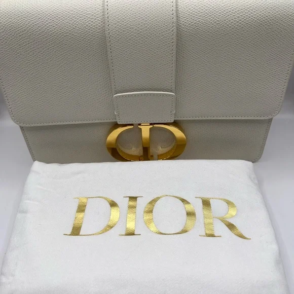 Dior 30 Montaigne - Picture 11 of 16